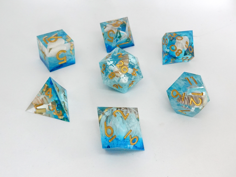 'Seashell' Sharp Resin Dice Set